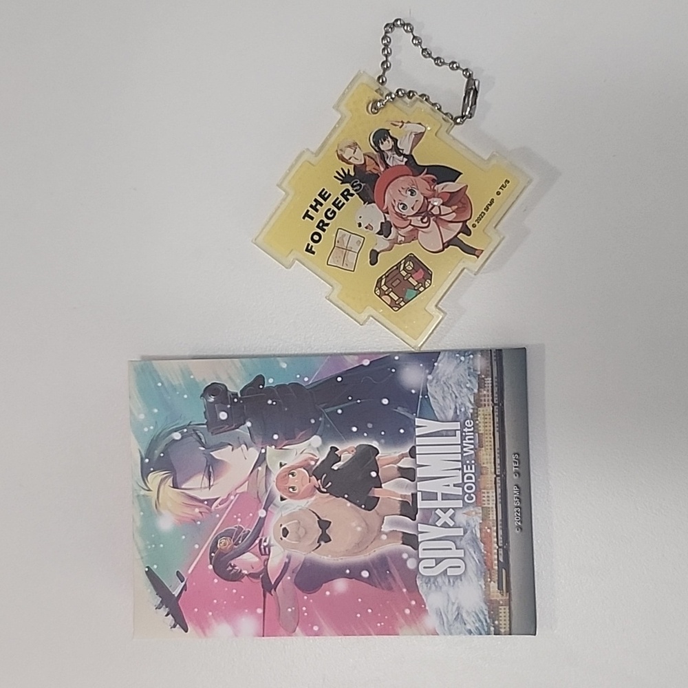 The Alley x Spy x Family keychain, yellow